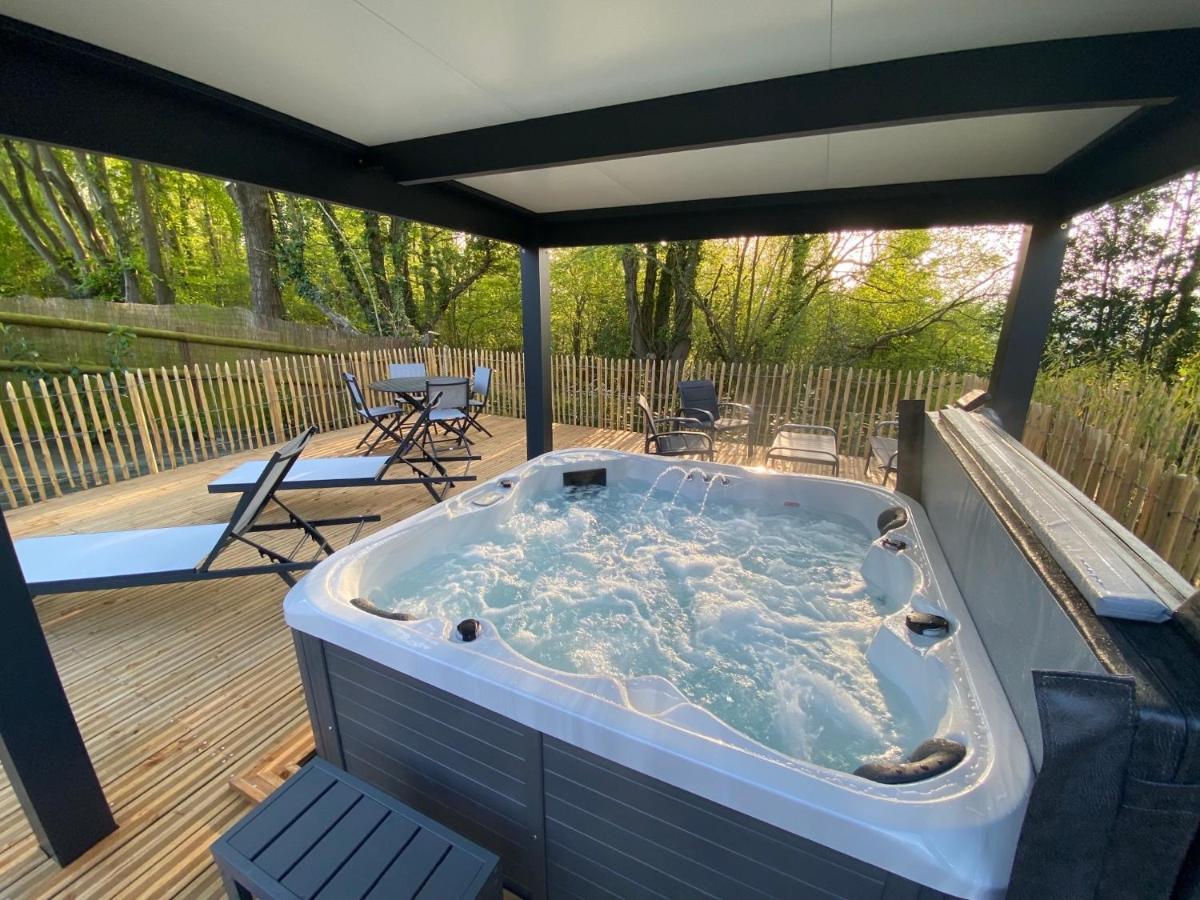 Domaine Du Gros Chene - Terrasses Avec Jacuzzis Privatifs Daire Ablon Dış mekan fotoğraf