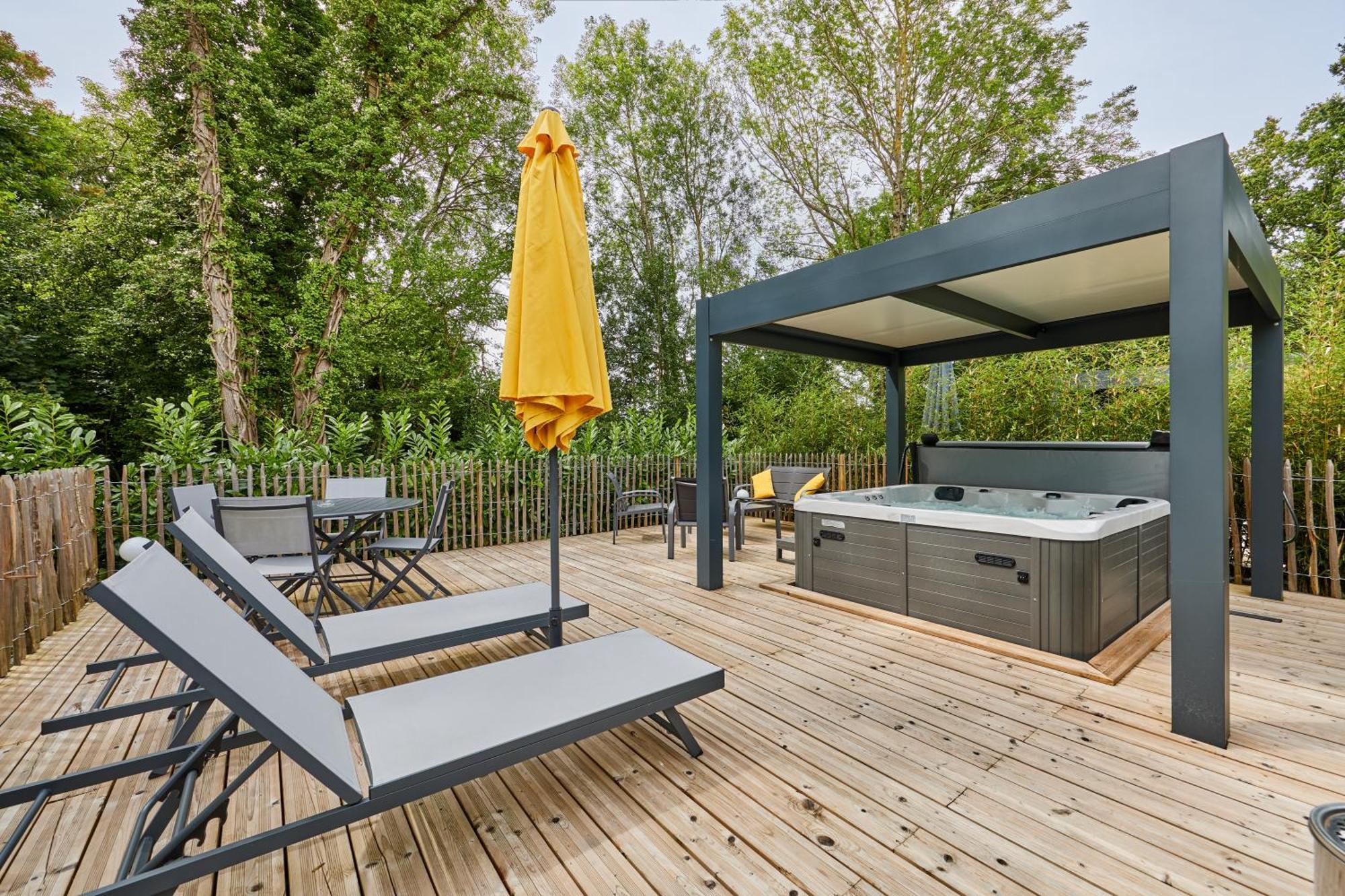 Domaine Du Gros Chene - Terrasses Avec Jacuzzis Privatifs Daire Ablon Dış mekan fotoğraf